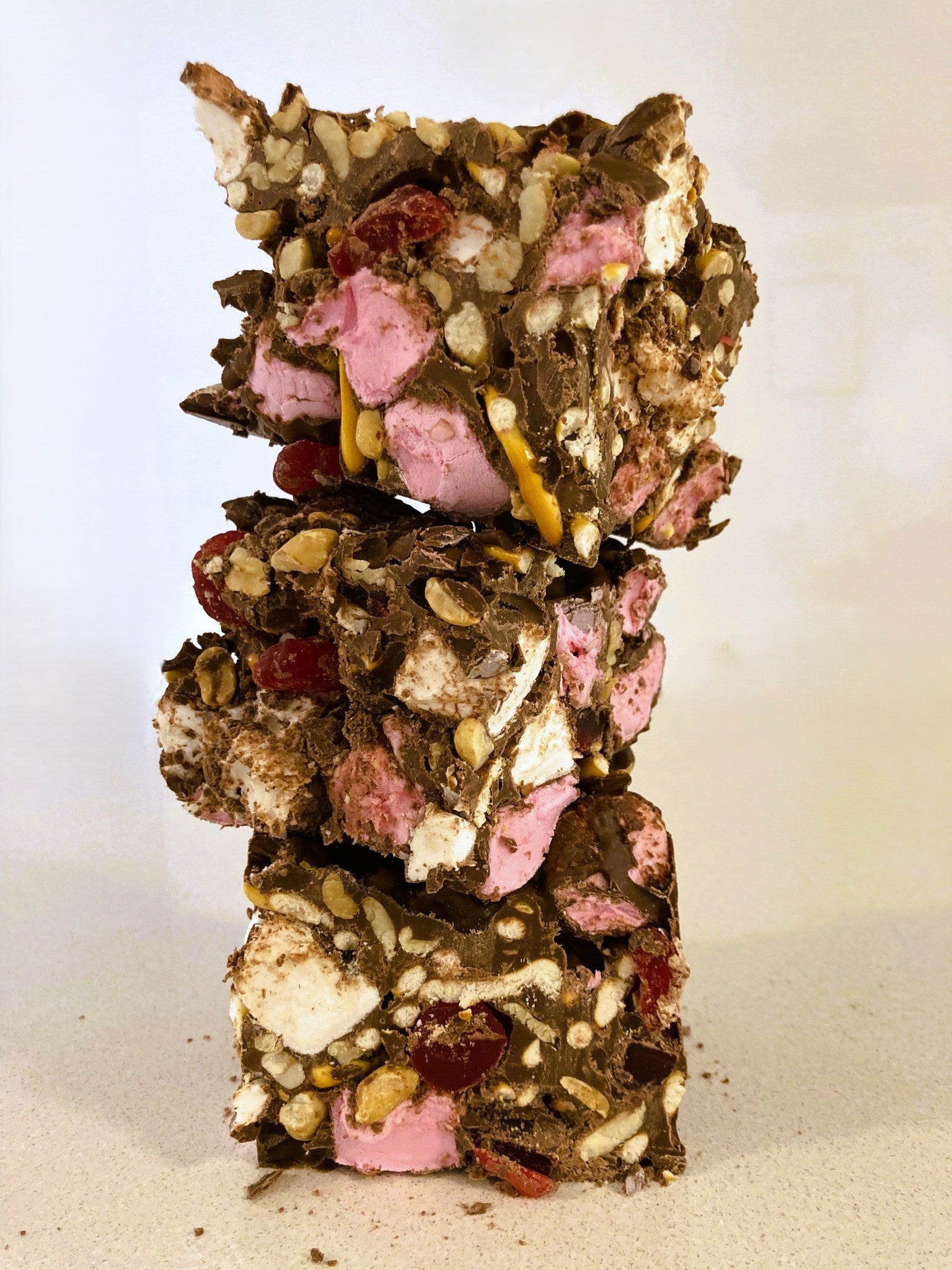 PRETZEL - Milk Chocolate